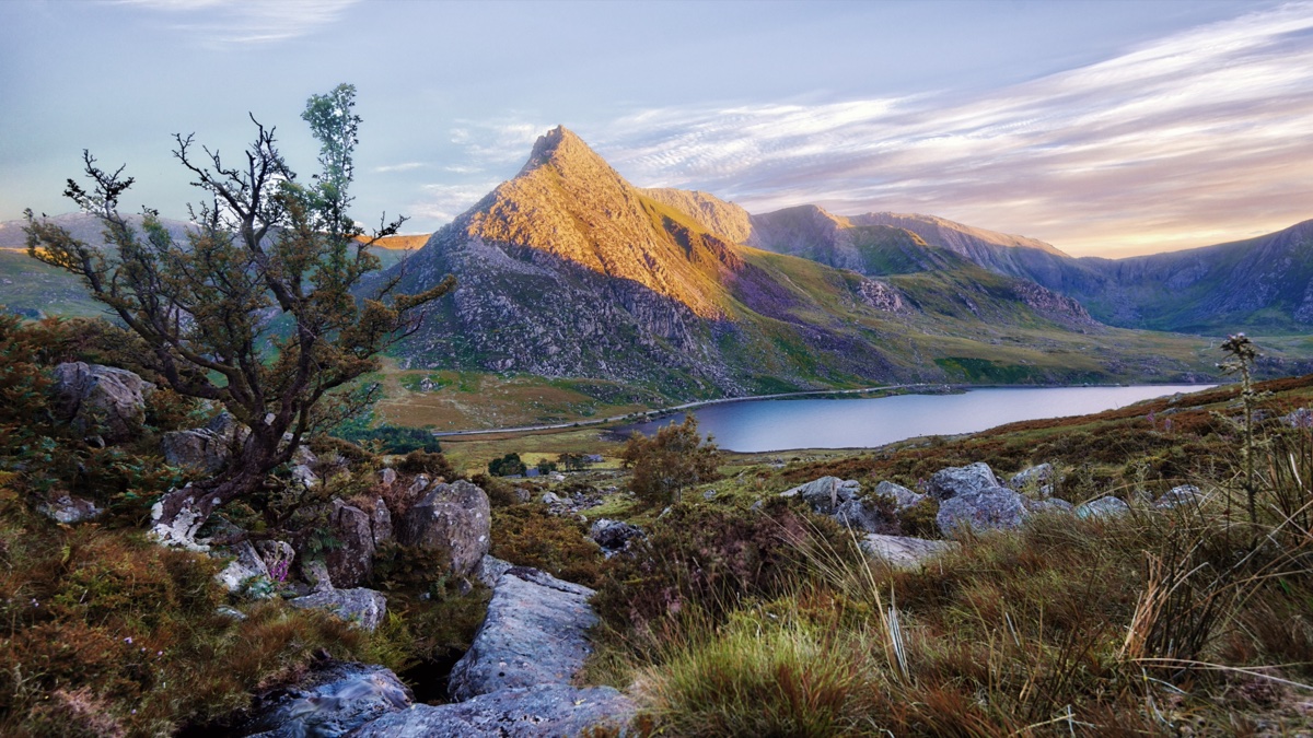 Tryfan catching the last light above Llyn Ogwen in Snowdonia