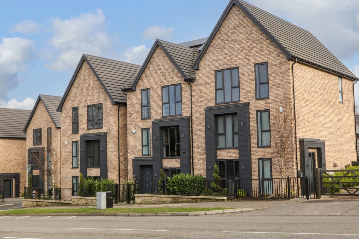 4 Rockcliffe Grange townhouse frontage from the road