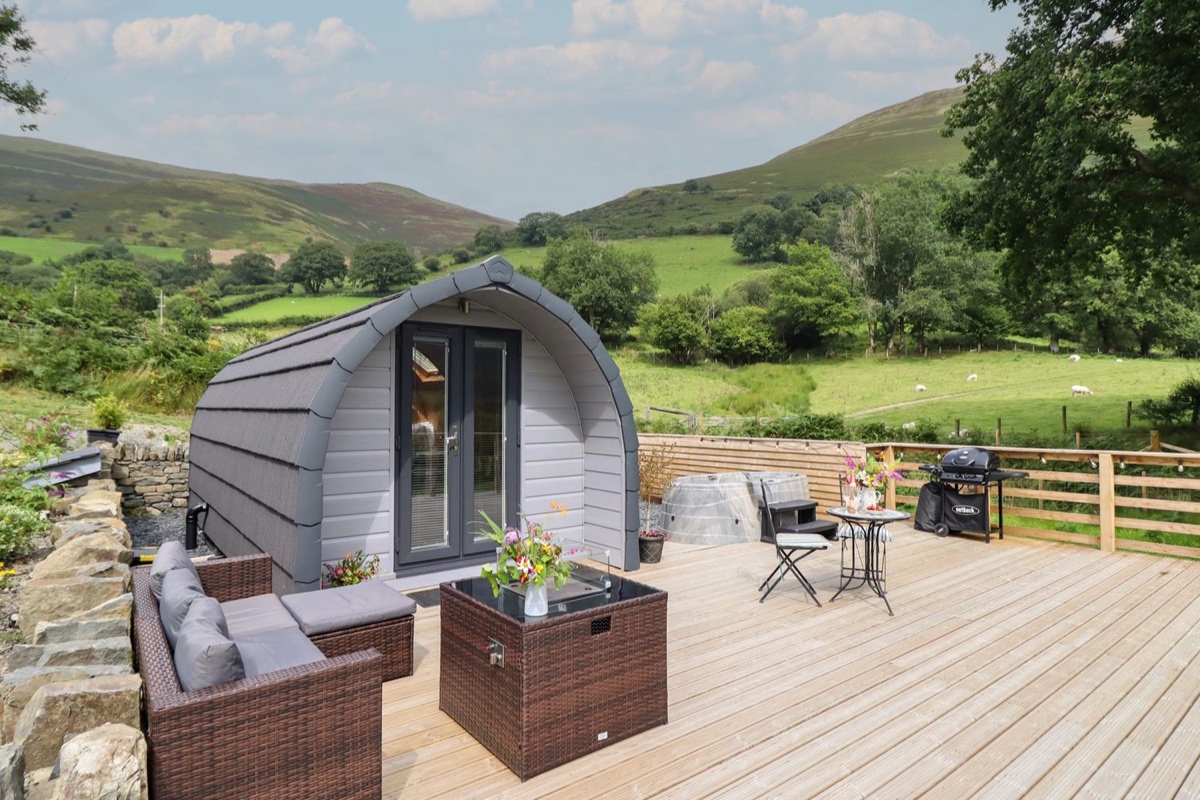 Caban Tirion pod with deck, hot tub and valley view